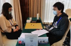 李小青向女王冲击“嘉绍大桥杯”2022年全国五子棋棋王争霸赛